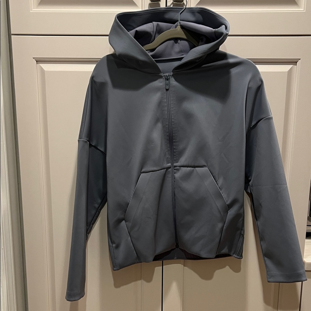 Lululemon athletic Hooded Zip-Up Jacket. Slate blue size 6-8 (medium)